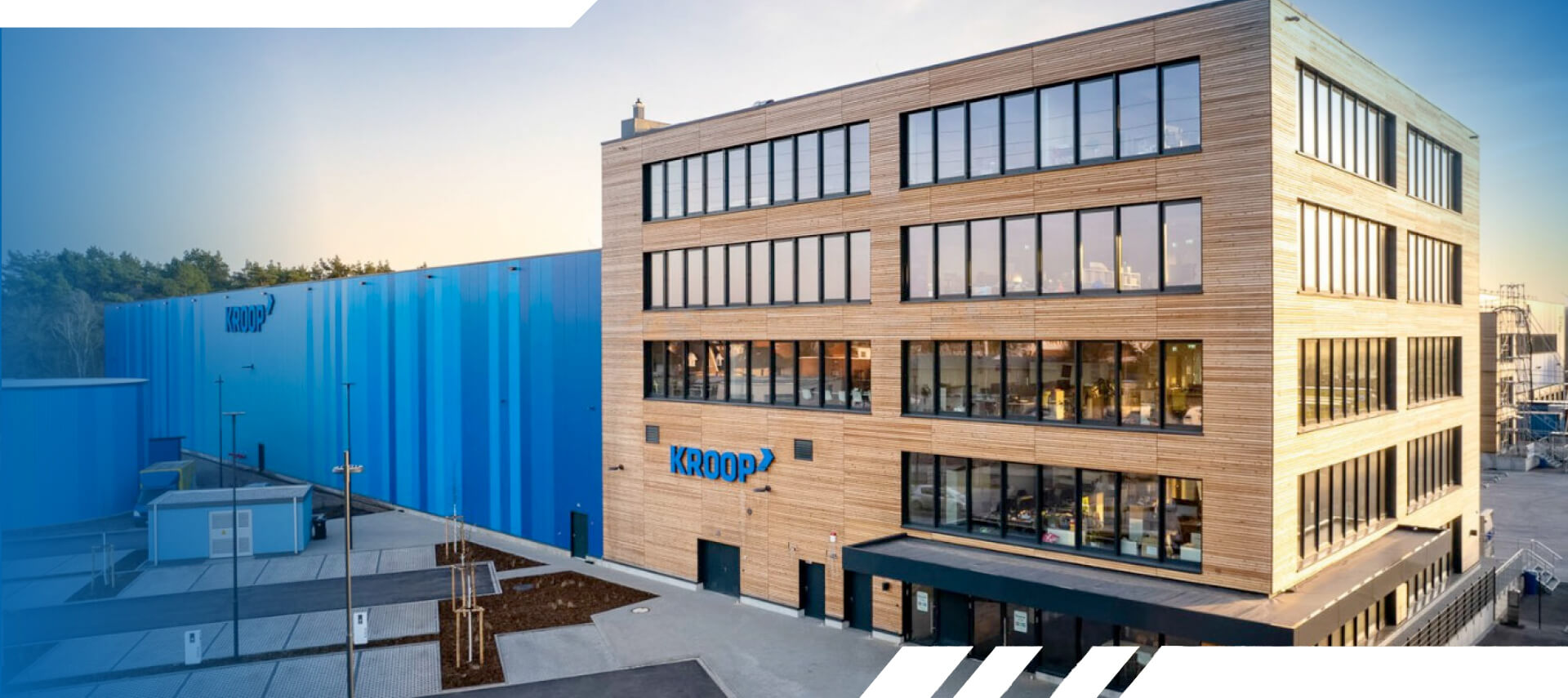 Kroop EcoHub Außenansicht Verwaltungsgebäude