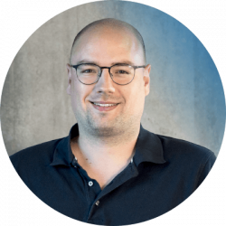Rundes Testimonial-Bild Mitarbeiter Christopher Dembeck
